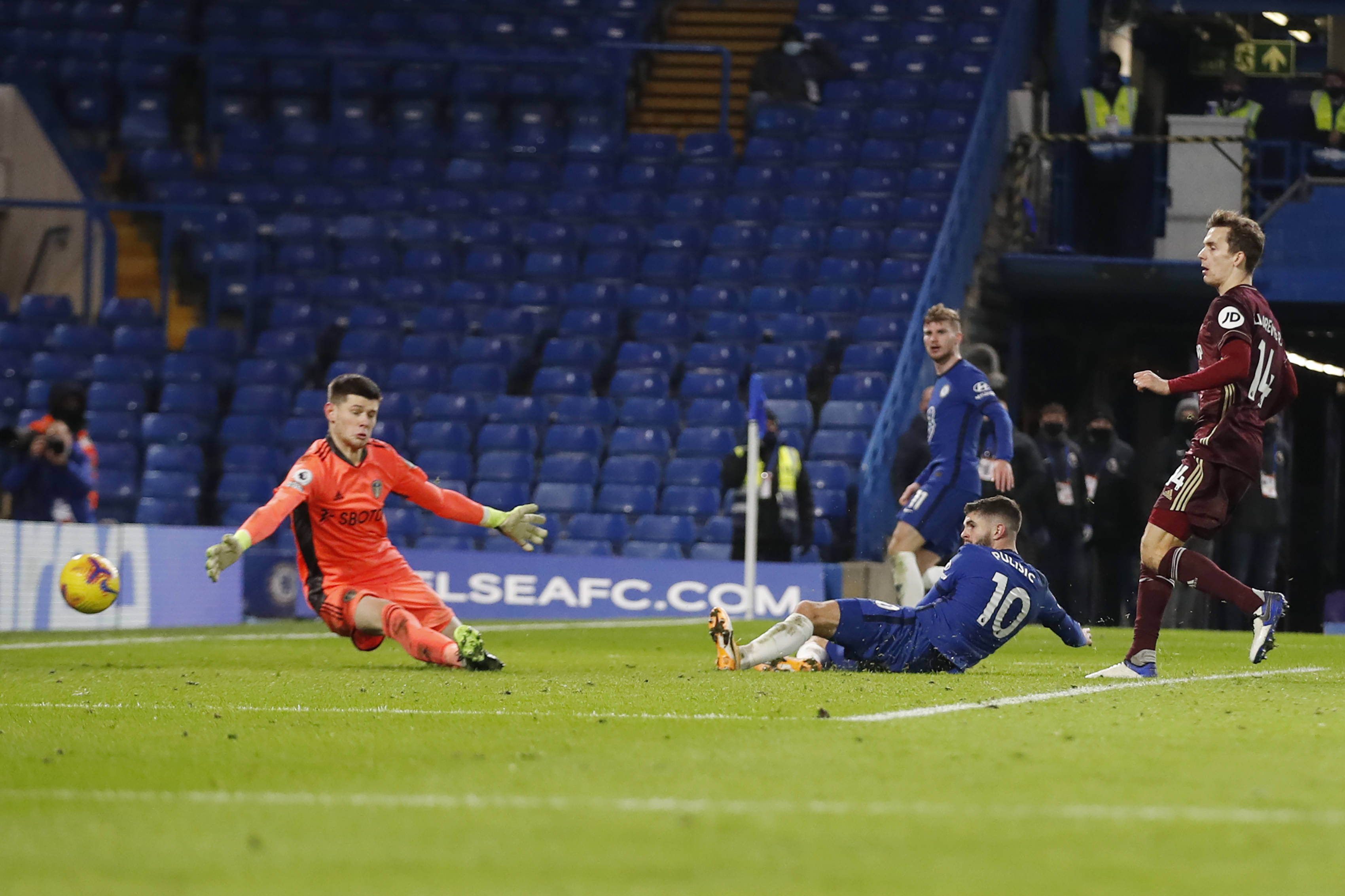 凭借着他非 凭借着他非